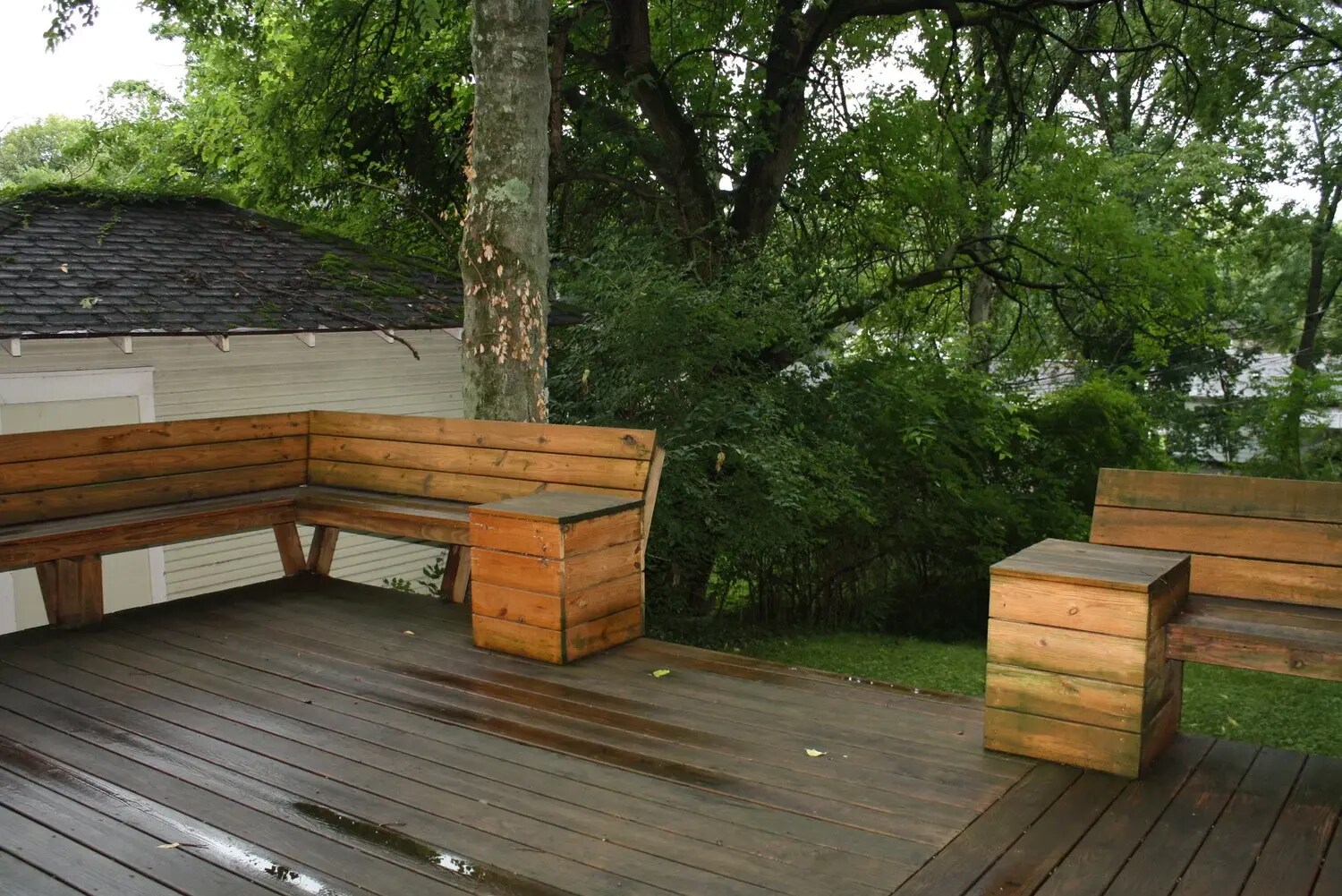 Building Photo - 518 E 2nd St