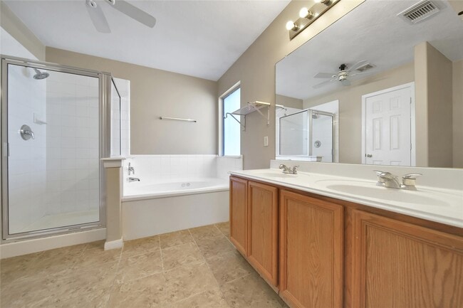 Building Photo - 18814 Bonners Park Cir