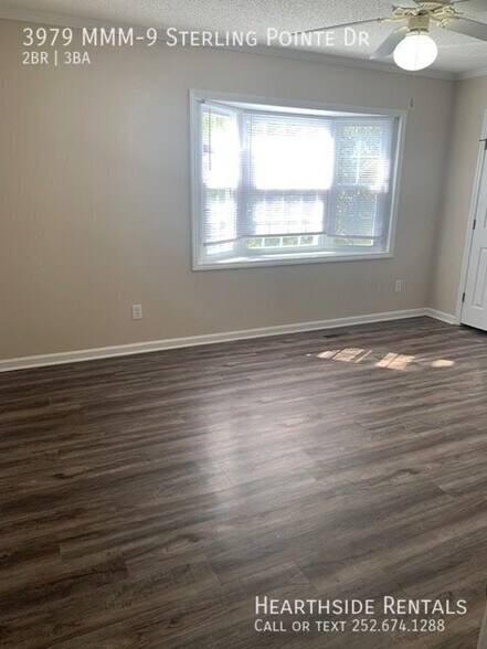 Building Photo - 3979-MMM-9 Sterling Pointe Dr