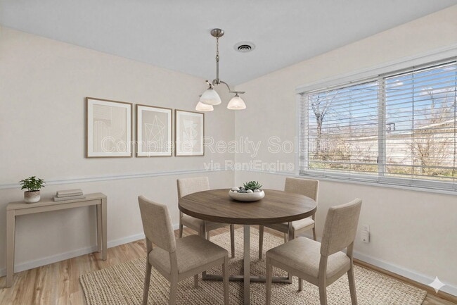 Building Photo - 1405 Flicker Dr