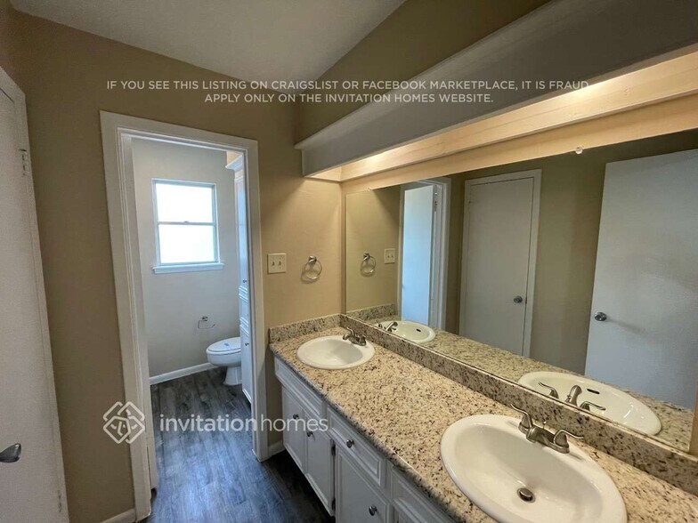 Building Photo - 11418 Inwood Dr