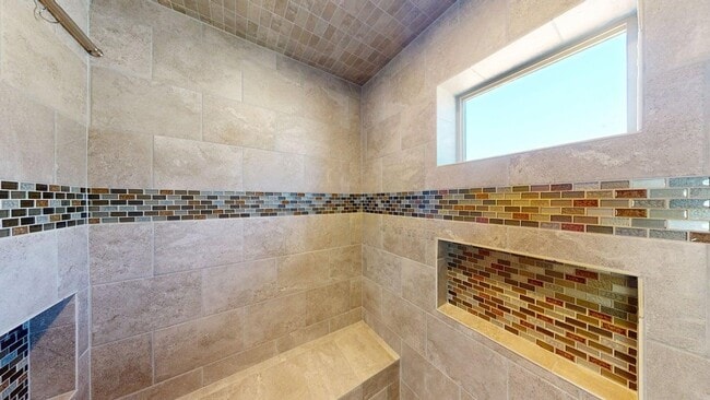 Building Photo - 490 Montecito Dr