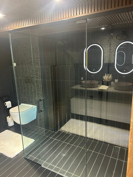 Building Photo - 1727 S Indiana Ave