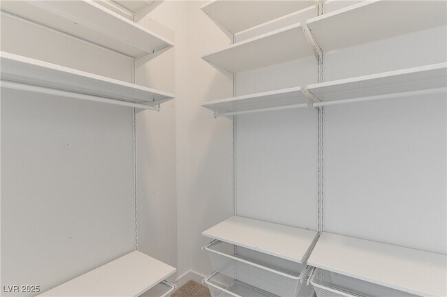Building Photo - 6333 Redstone Hls Dr