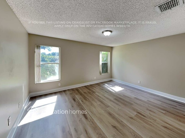 Building Photo - 9220 Arborwood Cir