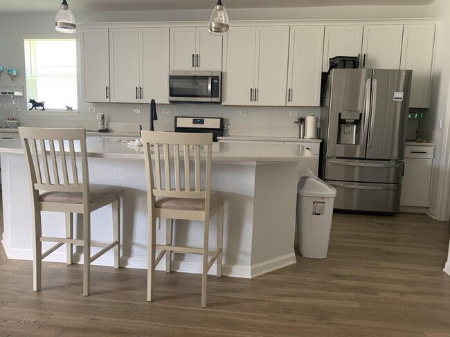 Building Photo - 75451 Sunberry Dr