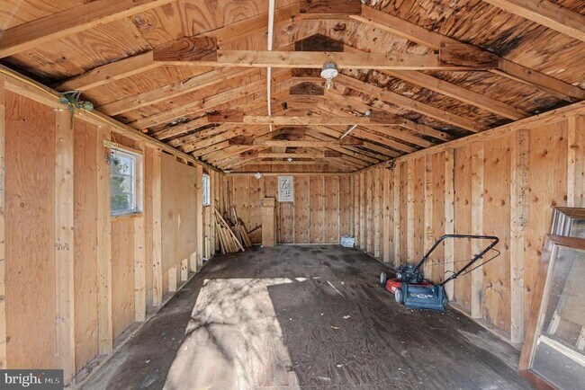 Building Photo - 939 Gravel Pike