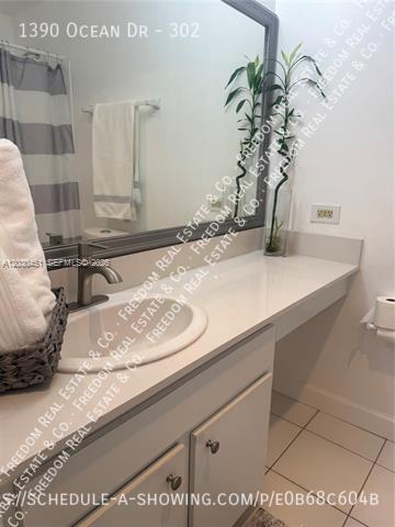 Building Photo - 1390 Ocean Dr