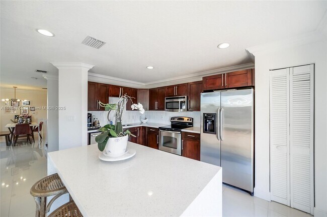Building Photo - 16340 SW 75th St