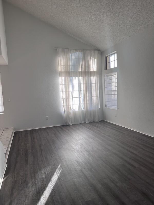 Building Photo - NO MIN CREDIT SCORE REQUIRED, BK OKAY, PAST EVICTION OKAY!, BACKGROUND FRIENDLY. Apply at "The Re...