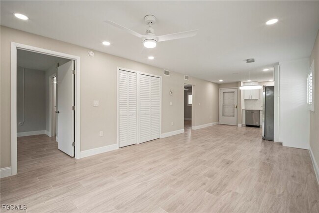 Building Photo - 16380 Dublin Cir