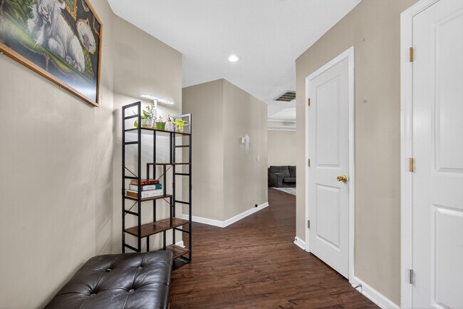 Building Photo - 31 Idus Ln