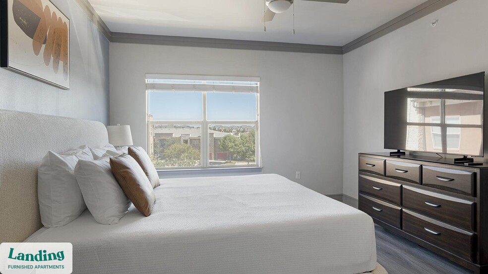 Building Photo - 6300 F 423