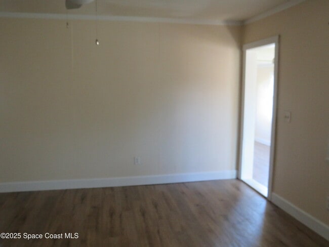 Building Photo - 1690 Elizabeth Ave