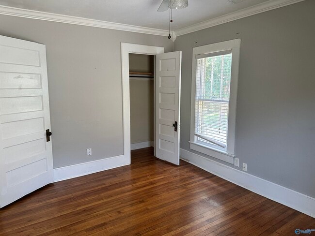 Building Photo - 1513 Beirne Ave NE