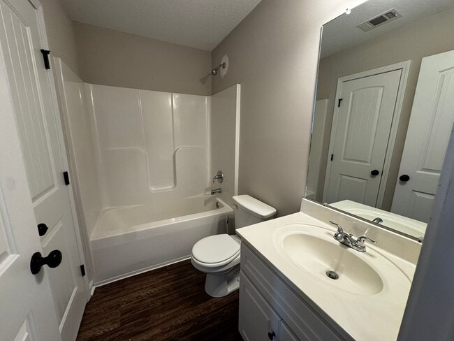 Building Photo - 433 Andover Dr