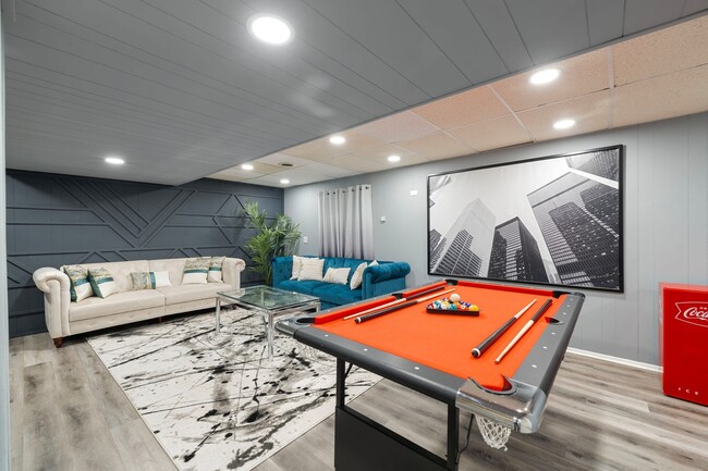 Building Photo - 1211 Diane Ln