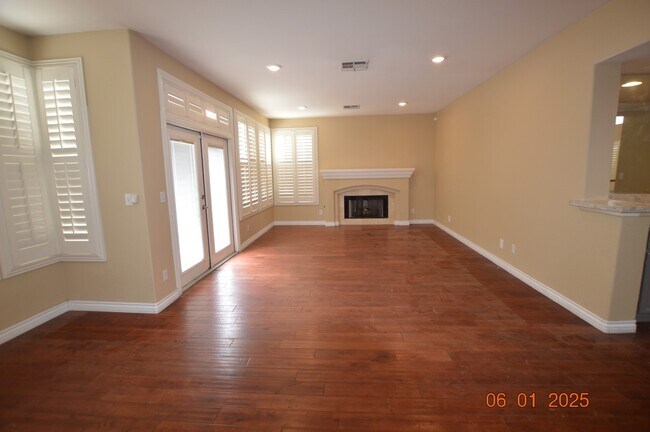 Building Photo - 8399 Abita Cir
