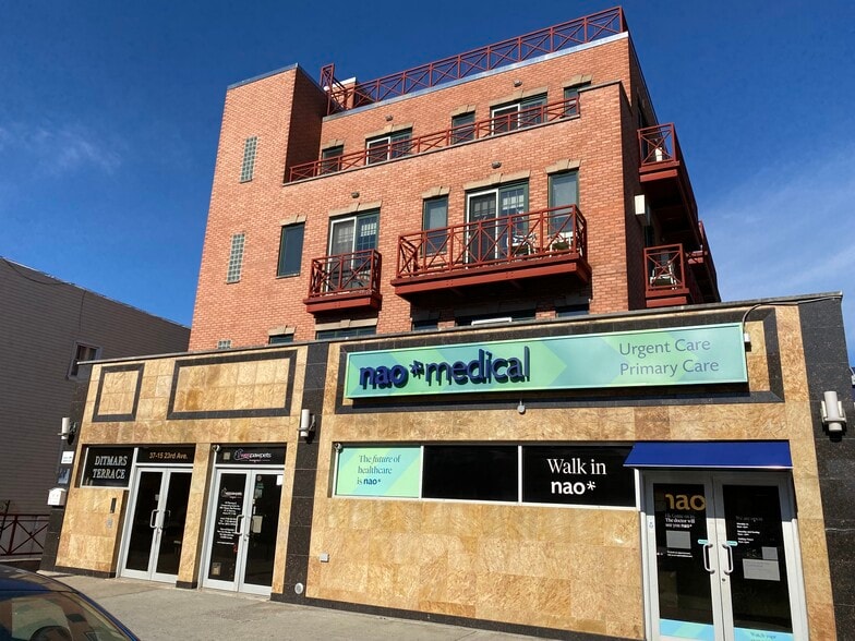Building Photo - 3715 23rd Ave