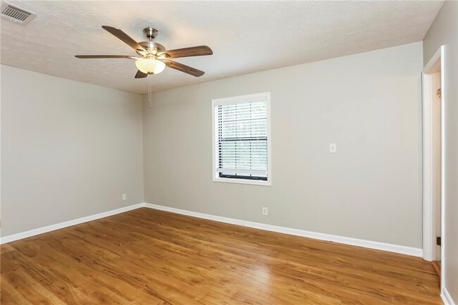 Building Photo - 2546 Verner Rd NW