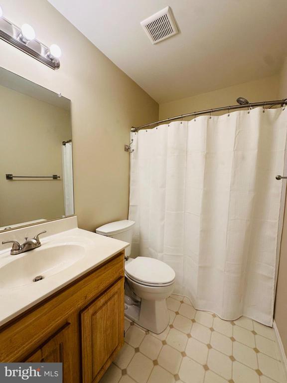 Building Photo - 109 Cardinal Ln