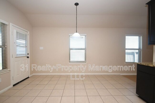 Building Photo - 10015 Bitternut Hickory Ln