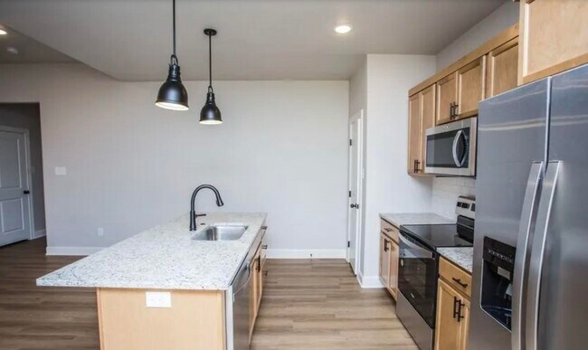 Building Photo - 2538 137th St