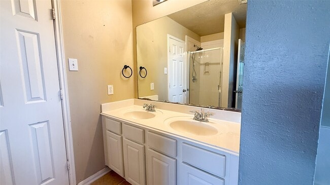 Building Photo - 5127 Prosperity Cir