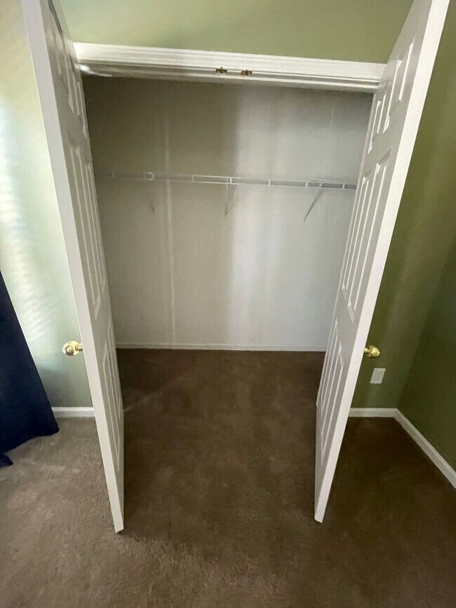 Building Photo - Hadley Commons 2 Bedroom 2.5 Bath Townhome