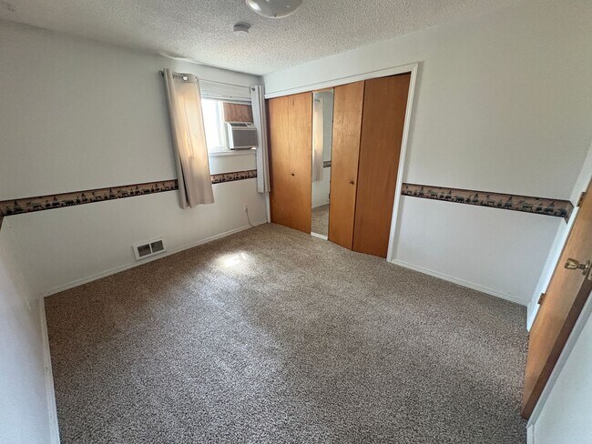 Building Photo - 333 SW 35th St
