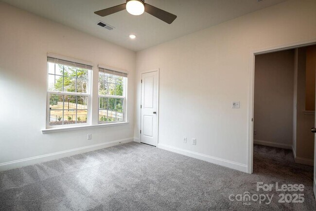 Building Photo - 5021 Cherry Gum Ct