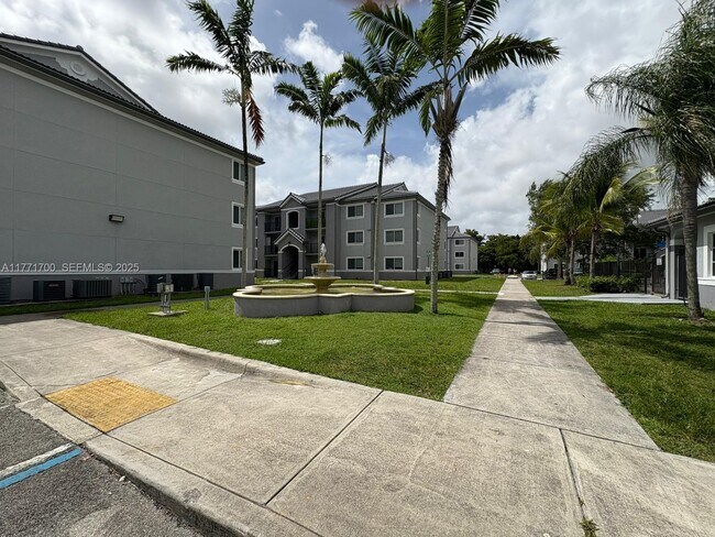 Building Photo - 15422 SW 284th St