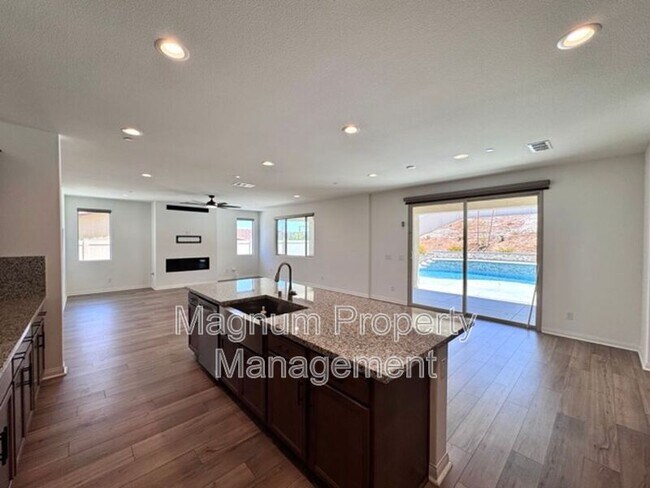 Building Photo - 25181 Desert Sage Dr