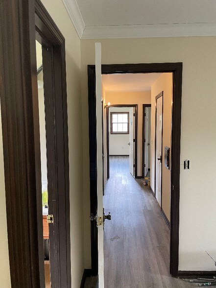 Building Photo - 5876 Mall View Ct