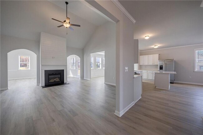 Building Photo - 931 Park Pl St