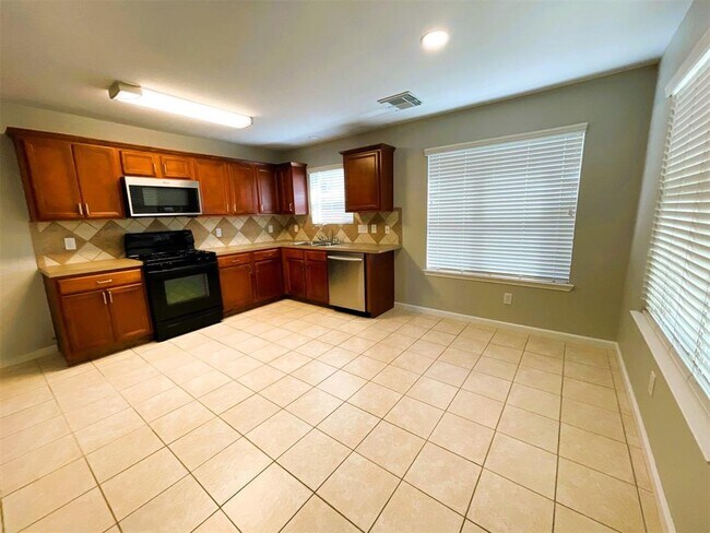 Building Photo - 2518 Hidden Park Ln