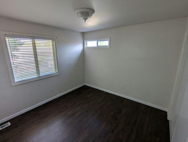 Building Photo - 12396 W Driftwood Dr