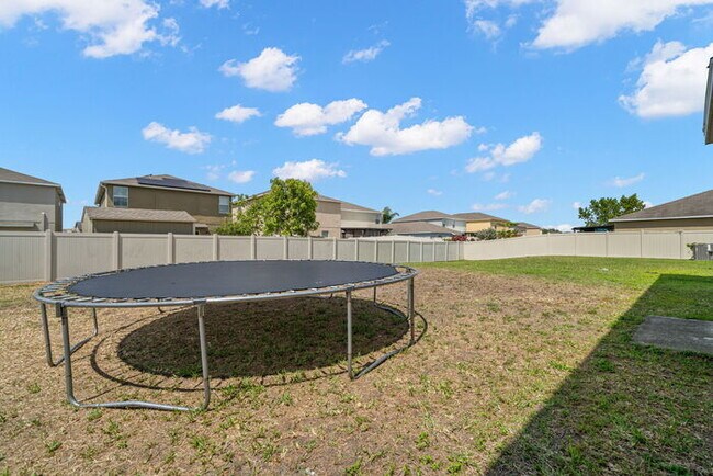 Building Photo - BEAUTIFUL Home For Rent in Cypress Creek!