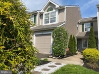 Building Photo - 323 Sequoia Dr