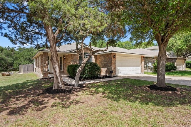 Building Photo - 3841 Castle Rock Cove