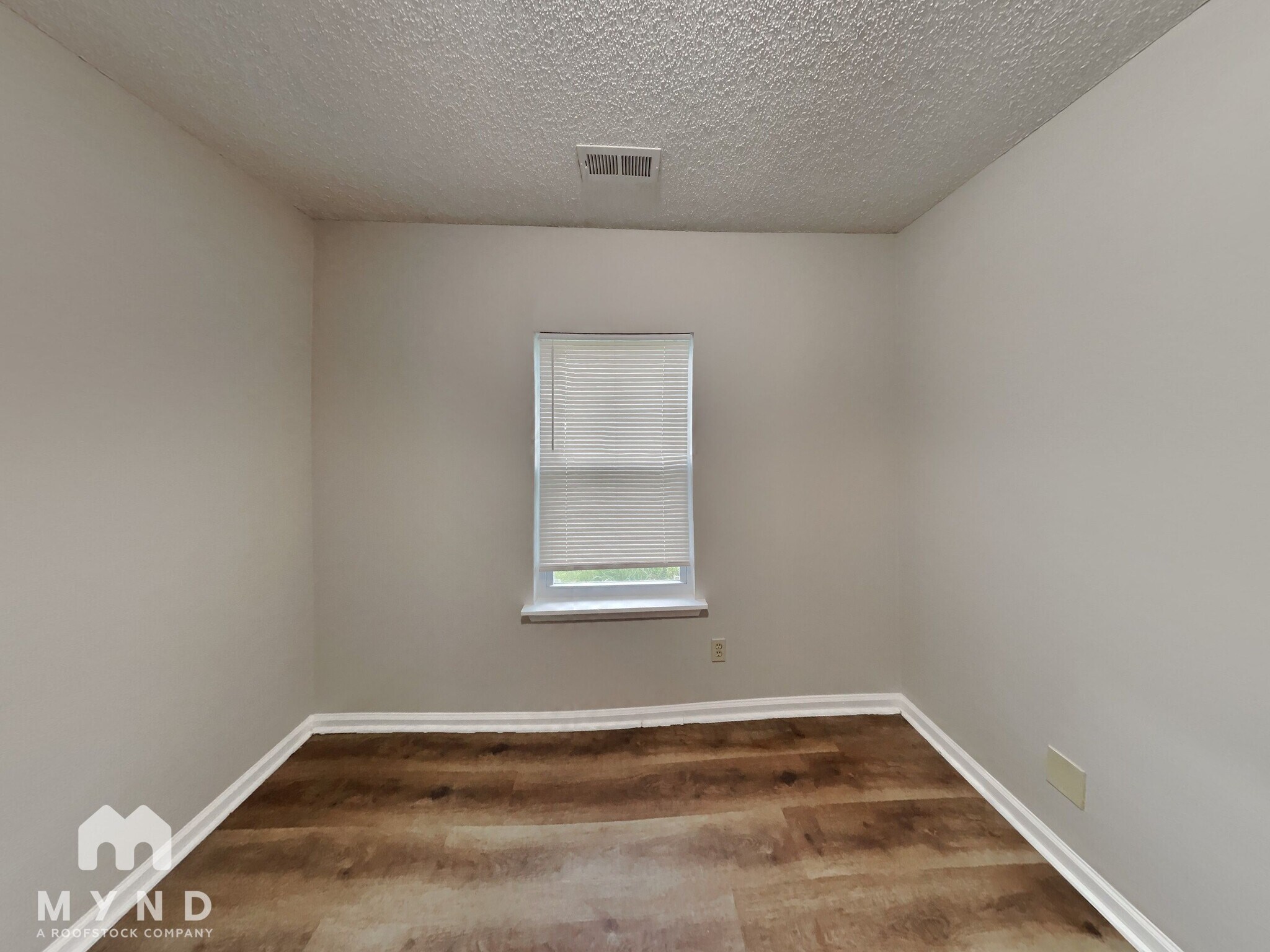 Building Photo - 150 Single Oak Dr