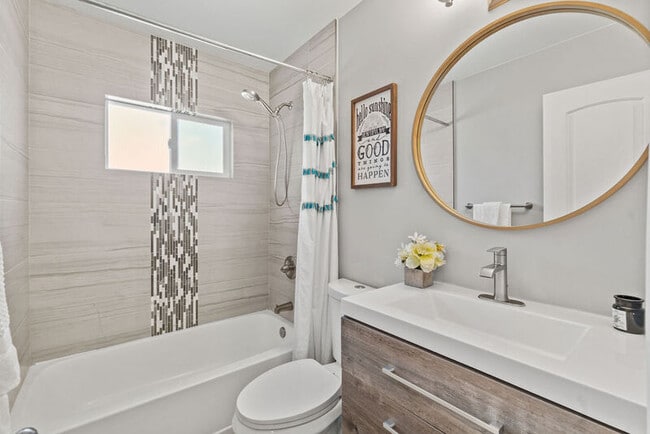 Building Photo - 292 Slate St