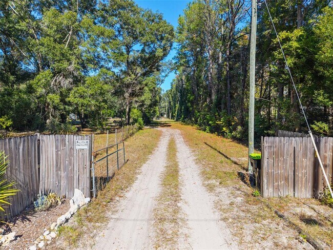 Building Photo - 18124 SW 75 Ave