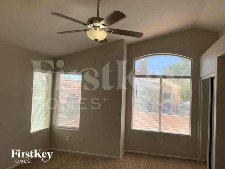 Building Photo - 6067 Hidden Rock Dr