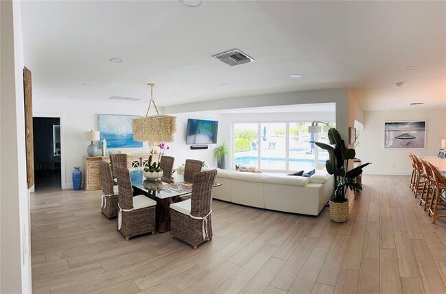 Building Photo - 1103 Little Harbor Dr