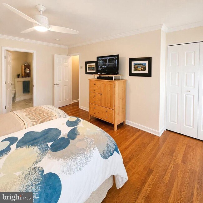 Building Photo - 4912 Bexley Ln