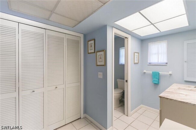 Building Photo - 751 Orchid Ct