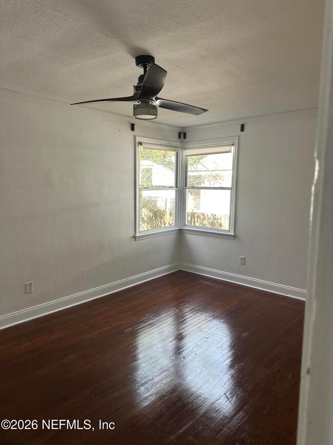 Building Photo - 1218 Dancy St