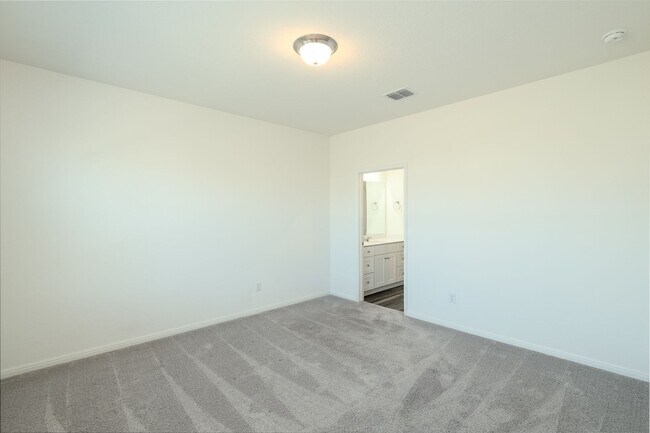 Building Photo - 402 Gemsbok Rd