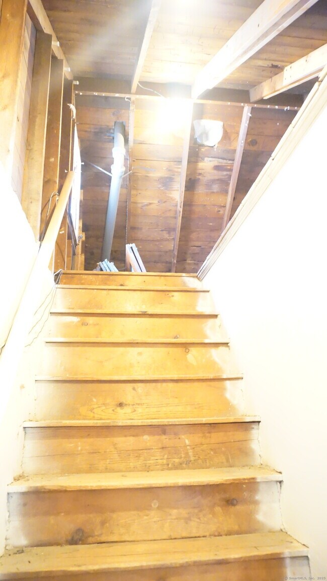 Building Photo - 314 Judson Pl